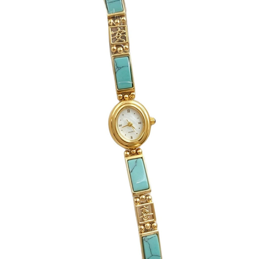 Women's Square Watch – Quartz Dial and Alloy Bracelet - CASORA & CO